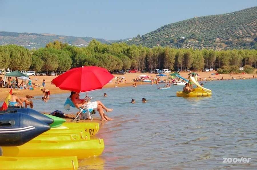 Camping Valdearenas Iznájar Екстериор снимка