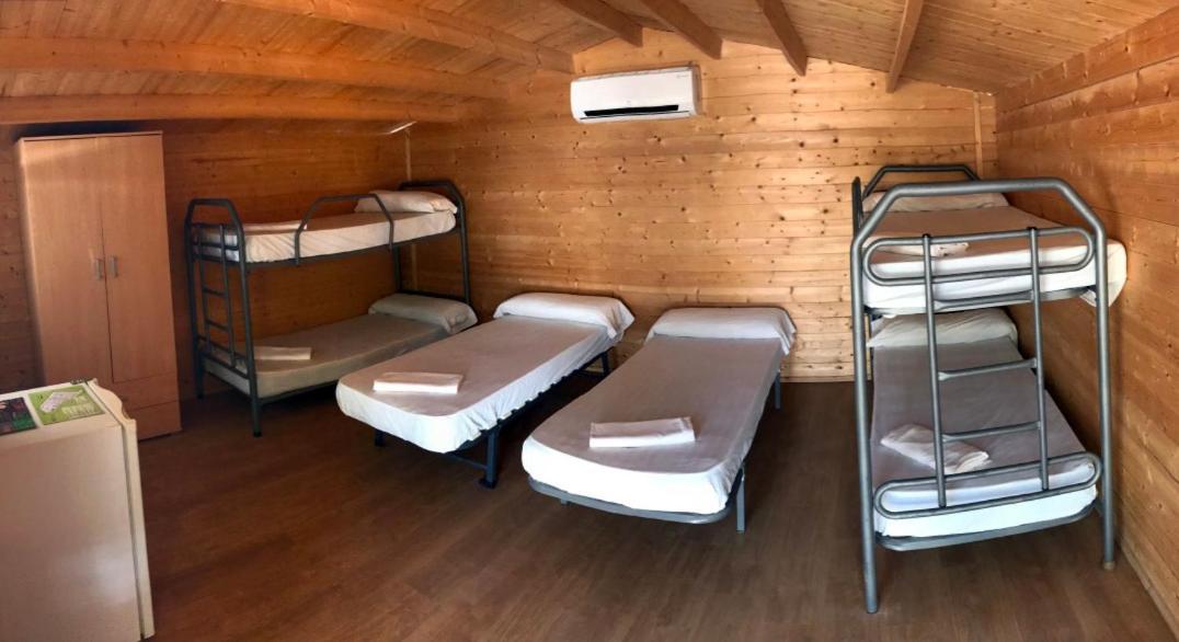 Camping Valdearenas Iznájar Екстериор снимка