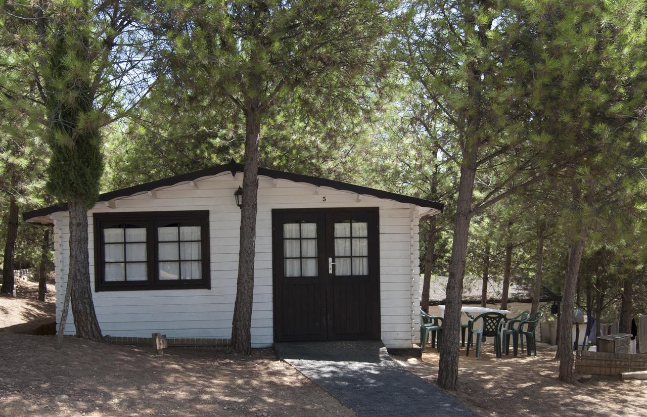 Camping Valdearenas Iznájar Екстериор снимка